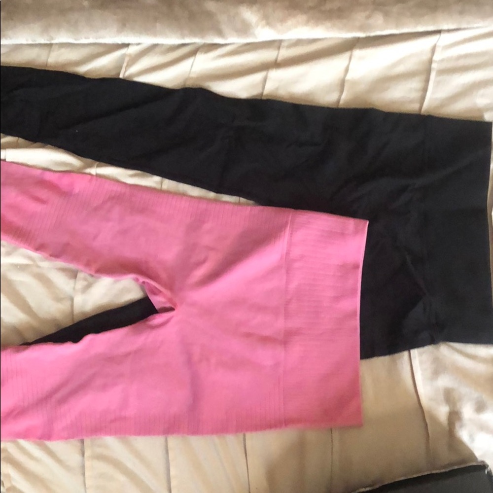 Leggings two pairs